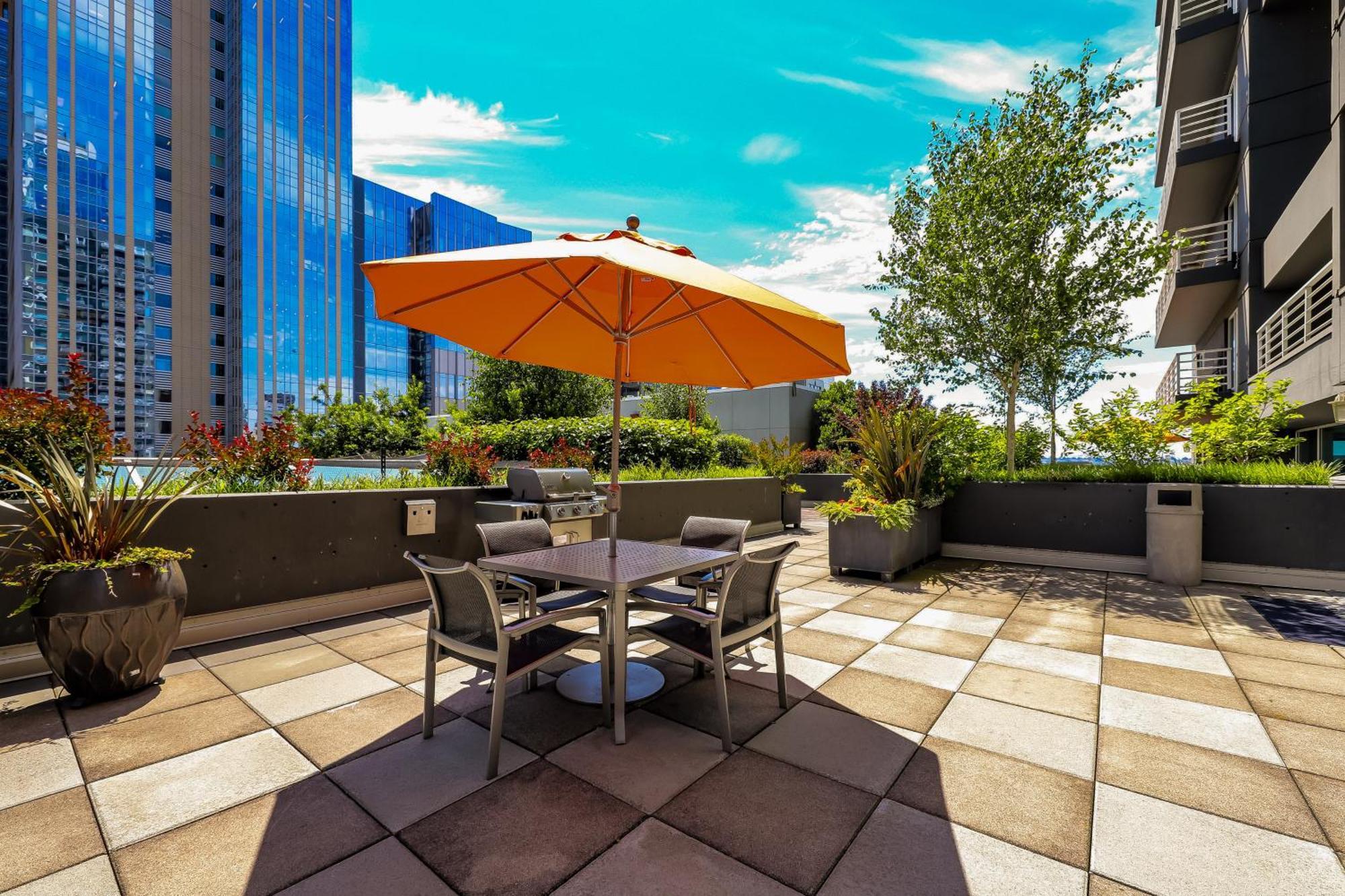 Apartment Newmark Tower Seattle